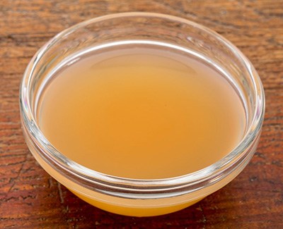 8 ways apple cider vinegar can benefit your hair