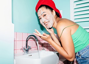 Dermatologists Recommend Skincare Resolutions for 2022