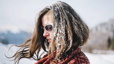 Does Your Scalp Get Itchy in Colder Weather? You Need to Read This
