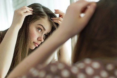 How to Determine the Health of Your Scalp (And the Best Products for It)