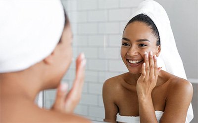 Pimple-Shrinking Hacks That Are Actually Derm-Approved