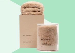 These Luxurious Face Towels With a Secret Skincare Benefit Have Vastly Improved My Acne-Prone Skin