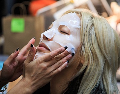 12 trendy skin-care hacks that don't actually work